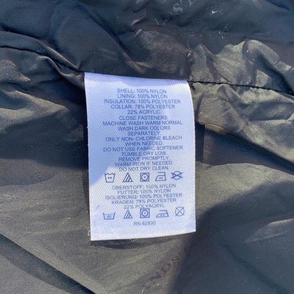 Women's Lands End navy blue puffer jacket PM - Picture 11 of 14